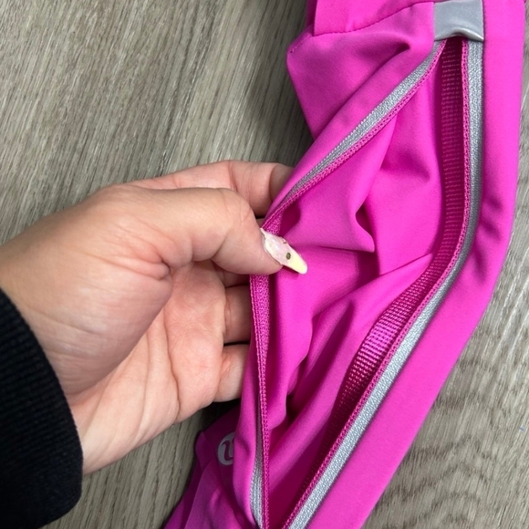 Lululemon Fast and Free Running Belt, Magenta, Size XS/S - Picture 3 of 8